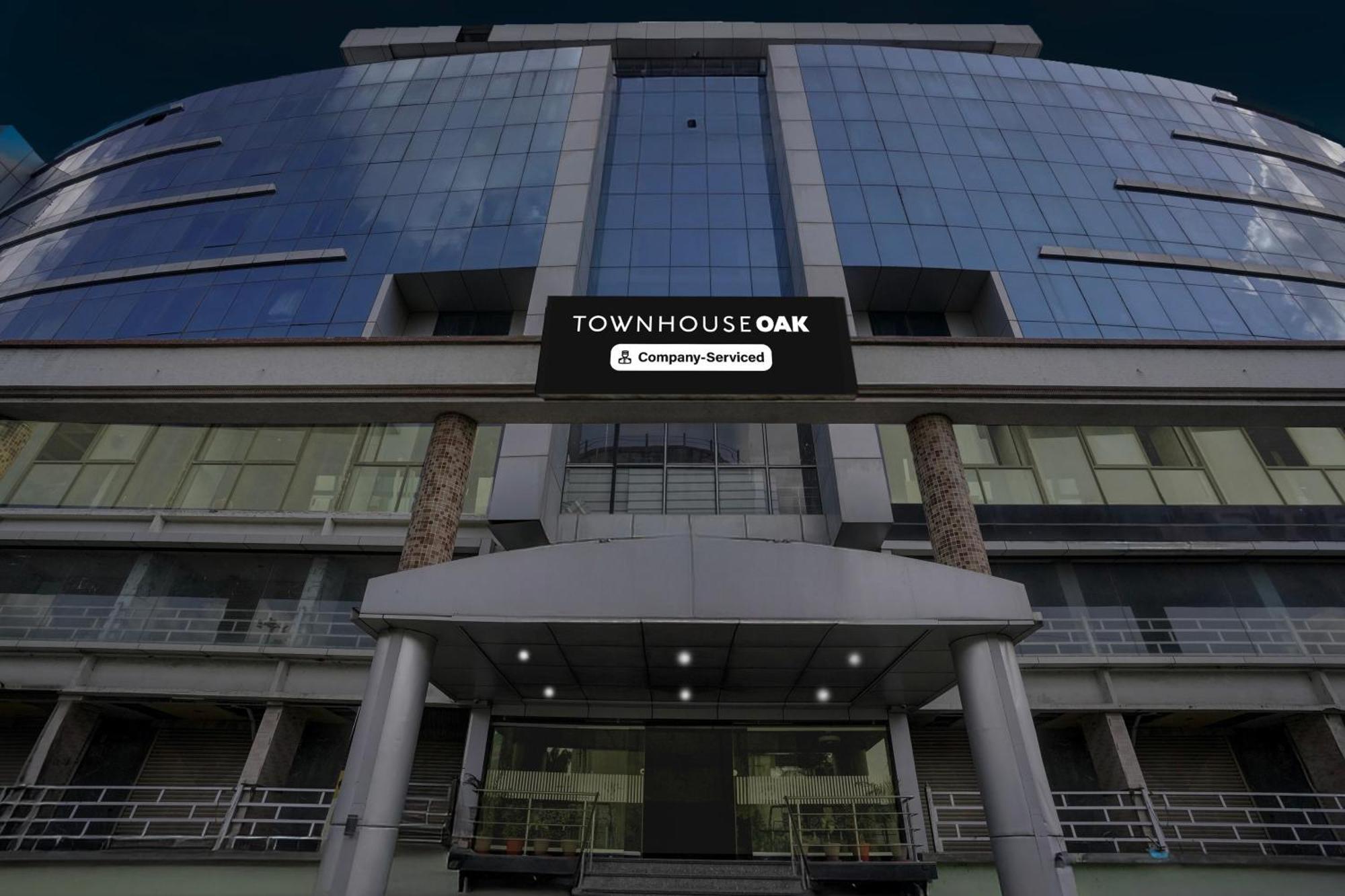 Super Townhouse Oak Bharuch Near Railway Station Formerly Hotel Kohinoor Exterior photo